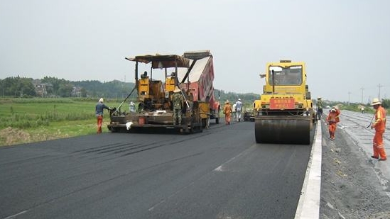 沥青路面施工案例